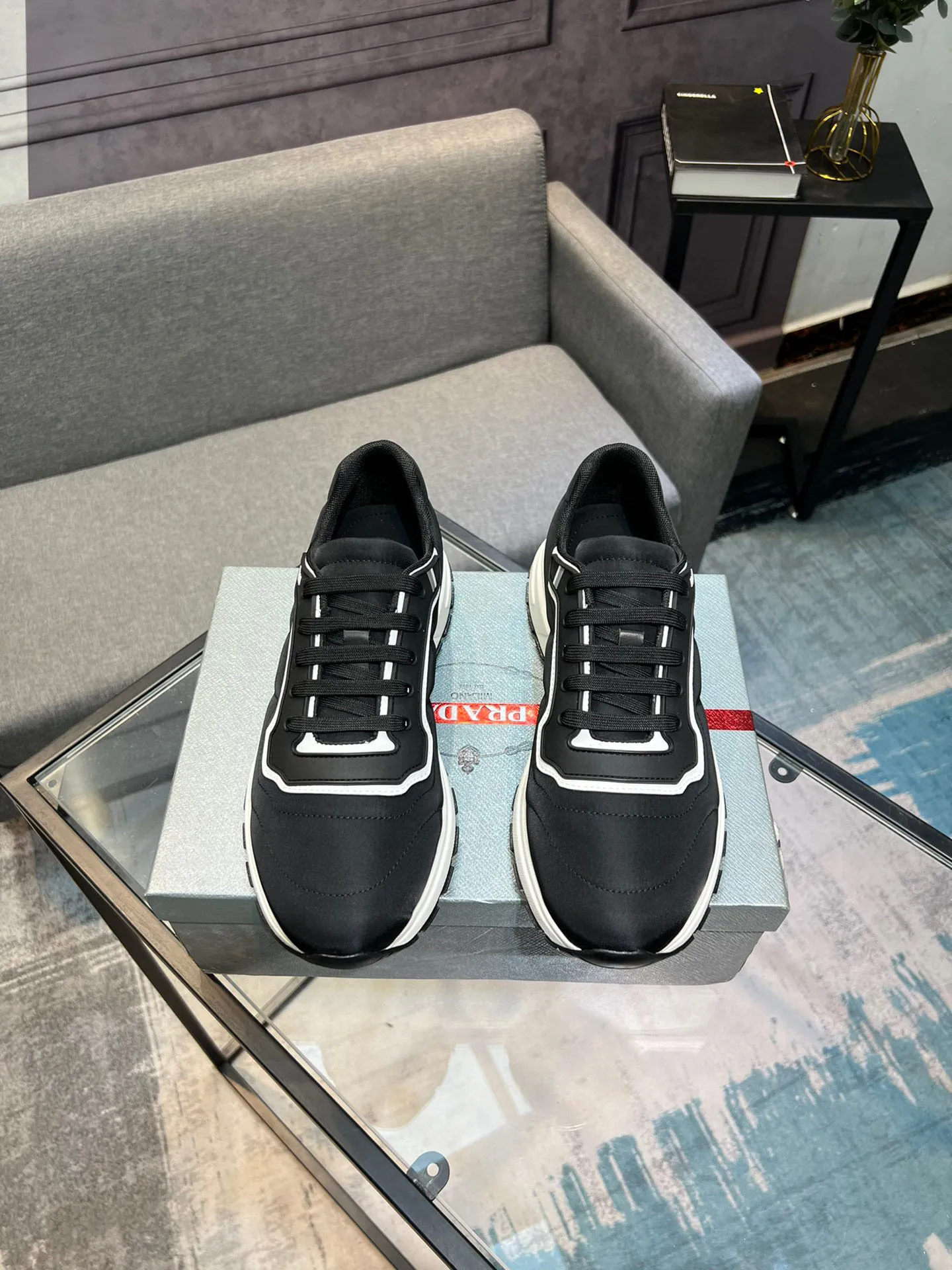 Men's shoes 💰540 PRADA "Prada" casual shoes Regular size: 38-44 (45 can be customized) Product material: Selected cowhide material, genuine leather lining, original outsole